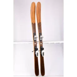 Nieuwe Freeride Ski's XQZT FREETOUR 2019 HANDMADE LIMITED, CARBON, BAMBOO, VDS Tape + Marker Squire 11 ( NIEUW ) -Thirtytwo || Atomic || Salomon Winkel nieuwe freeride ski s xqzt freetour 2019 handmade limited carbon bamboo vds tape marker squire 11 nieuw.jpg 1