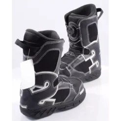 Nieuwe Kinder Snowboard Schoenen THIRTYTWO KIDS BOA, BOA-technology, Black/white ( NIEUWE ) -Thirtytwo || Atomic || Salomon Winkel nieuwe kinder snowboard schoenen thirtytwo kids boa boa technology black white nieuwe.jpg 2