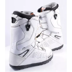 Nieuwe Snowboard Schoenen THIRTYTWO LASHED FT, Fast Track, White/black ( NIEUWE ) -Thirtytwo || Atomic || Salomon Winkel nieuwe snowboard schoenen thirtytwo lashed ft fast track white black nieuwe.jpg 2