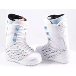 Nieuwe Snowboard Schoenen THIRTYTWO LASHED FT, STI EVOLUTION, LEVEL 3 LINER, White ( NIEUWE )
