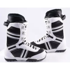 Nieuwe Snowboard Schoenen THIRTYTWO LASHED, White/black/grey ( NIEUWE ) -Thirtytwo || Atomic || Salomon Winkel nieuwe snowboard schoenen thirtytwo lashed white black grey nieuwe.jpg 5