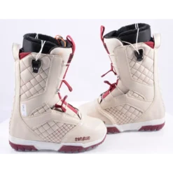 Nieuwe Snowboard Schoenen THIRTYTWO WOMEN'S GROOMER FT, Fast Track, Beige/burgundy ( NIEUWE ) -Thirtytwo || Atomic || Salomon Winkel nieuwe snowboard schoenen thirtytwo women s groomer ft fast track beige burgundy nieuwe.jpg 1