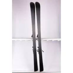 Ski's ATOMIC REDSTER SC 2019 Green, Light Woodcore, Piste Rocker + Atomic L10 9 Ski's ATOMIC REDSTER SC 2019 Green, Light Woodcore, Piste Rocker + Atomic L10 -Thirtytwo || Atomic || Salomon Winkel ski s atomic redster sc 2019 green light woodcore piste rocker atomic l10 top staat.jpg 3