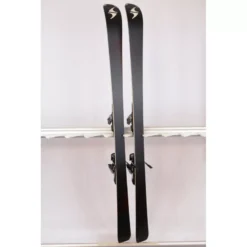 Ski's BLIZZARD RACING RC TI SUSPENSION Woodcore, Titanium + Marker Power 12 TCX 9 Ski's BLIZZARD RACING RC TI SUSPENSION Woodcore, Titanium + Marker Power 12 TCX -Thirtytwo || Atomic || Salomon Winkel ski s blizzard racing rc ti suspension woodcore titanium marker power 12 tcx.jpg 3