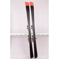 Ski's ROSSIGNOL PURSUIT 500 CARBON 2019 LTD, GRIP WALK, POWER Turn, Woodcore, PROPtip,PROPtail + Look NX 12 -Thirtytwo || Atomic || Salomon Winkel ski s rossignol pursuit 500 carbon 2019 ltd grip walk power turn woodcore proptip proptail look nx 12 top staat.jpg 3
