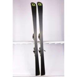 Ski's VOLKL RACETIGER SL 2020 UVO, Titanium, Speedwall, Multilayer Woodcore, Grip Walk + Marker XCELL 12 ( TOP Staat ) -Thirtytwo || Atomic || Salomon Winkel ski s volkl racetiger sl 2020 uvo titanium speedwall multilayer woodcore grip walk marker xcell 12 top staat.jpg 3
