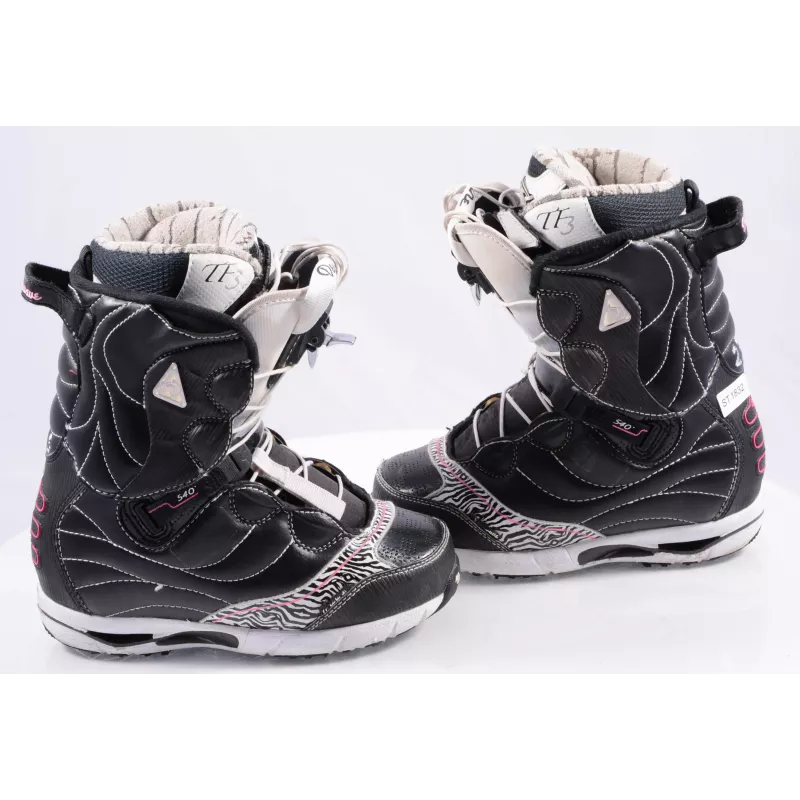 Snowboard Schoenen NORTHWAVE DEVINE, Super Lace, TF3 Liner, Black/white/pink 4 Snowboard Schoenen NORTHWAVE DEVINE, Super Lace, TF3 Liner, Black/white/pink - Afbeelding 2